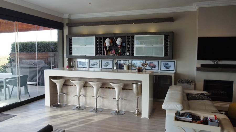 5 Bedroom Property for Sale in Pecanwood Estate North West